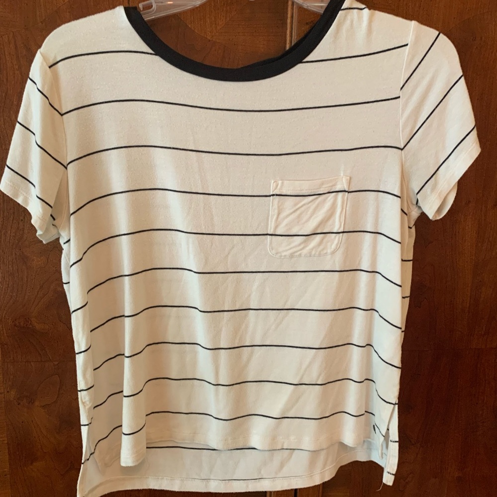 American Eagle tshirt size S